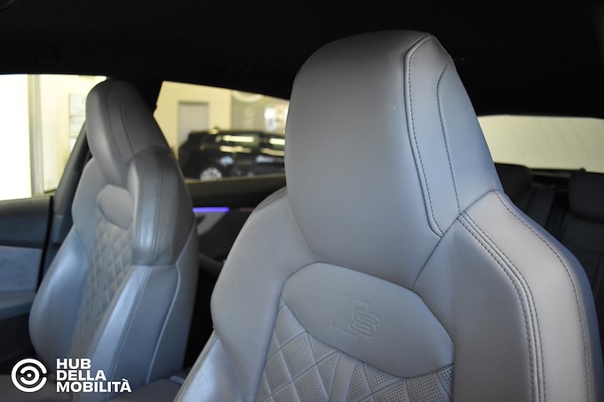 AUDI Q8 50 TDI 286 CV quattro tiptronic Sport